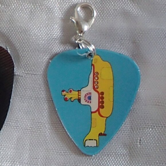 Beatles John Lennon Guitar Pick Zipper-Pull Handmade Earrings Yellow Submarine - Picture 7 of 9
